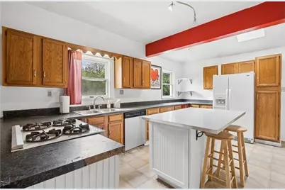 46 Elwyn Ave, Collier Township, PA 15106 - Photo 14