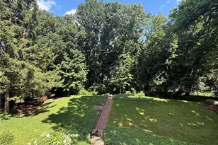 1080 Woodberry Rd, New Kensington, PA 15068 - Photo 4