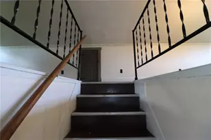 1303 Hancock St, North Braddock, PA 15104 - Photo 32