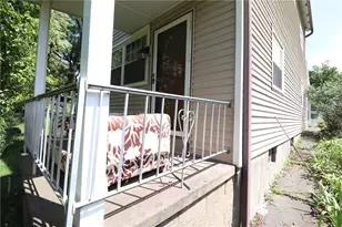 1303 Hancock St, North Braddock, PA 15104 - Photo 12