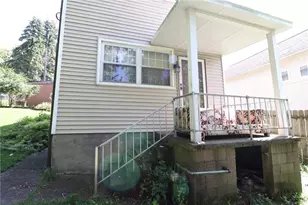 1303 Hancock St, North Braddock, PA 15104 - Photo 10