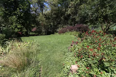 1303 Hancock St, North Braddock, PA 15104 - Photo 6