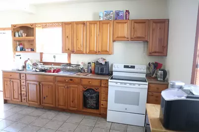 627 Wood St, California, PA 15419 - Photo 6