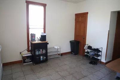 627 Wood St, California, PA 15419 - Photo 8