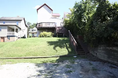 627 Wood St, California, PA 15419 - Photo 2