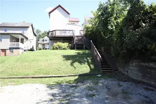 627 Wood St, California, PA 15419 - Photo 2
