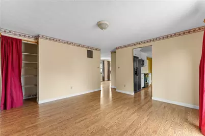 1912 Hertford Dr, South Park, PA 15129 - Photo 16