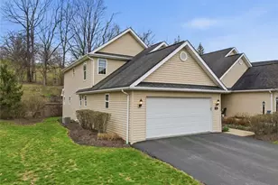 106 Westminster Dr, Ross Twp, PA 15229 - Photo 2