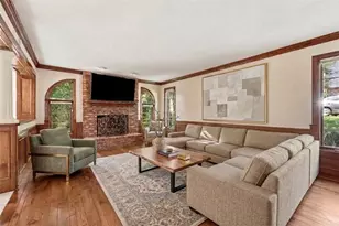 100 Field Club Dr W, Robinson Twp, PA 15136 - Photo 10