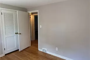 209 Grandview Dr, Pittsburgh, PA 15215 - Photo 38