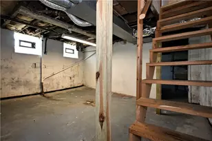 1329 Marelda Ave, Donora, PA 15033 - Photo 36
