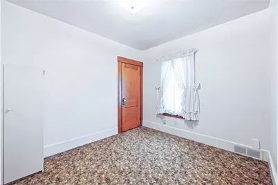 877 Saunders Avenue, Sharon, PA 16146 - Photo 22
