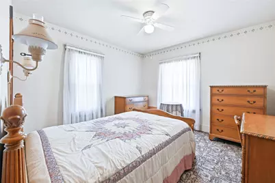 877 Saunders Avenue, Sharon, PA 16146 - Photo 18