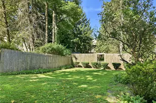 877 Saunders Ave, Sharon, PA 16146 - Photo 40
