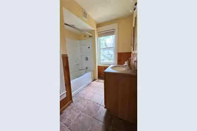 925 Morton St, New Castle, PA 16101 - Photo 8