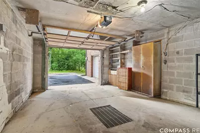 302 Ross Ave, Beaver Falls, PA 15010 - Photo 42