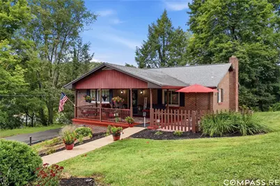 302 Ross Ave, Beaver Falls, PA 15010 - Photo 2