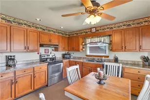 23 Broadway Ave, Manor, PA 15665 - Photo 10