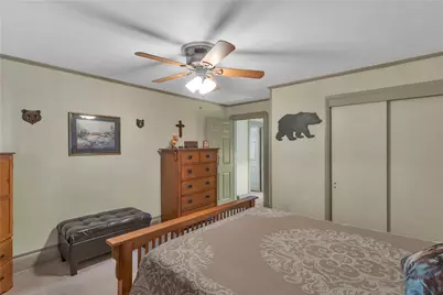 23 Broadway Avenue, Manor, PA 15665 - Photo 16