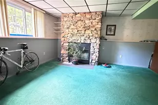 241 Valley Park Dr, Pittsburgh, PA 15216 - Photo 18