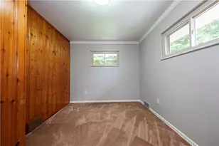 684 Crescent Blvd, Moon/Crescent Twp, PA 15046 - Photo 22
