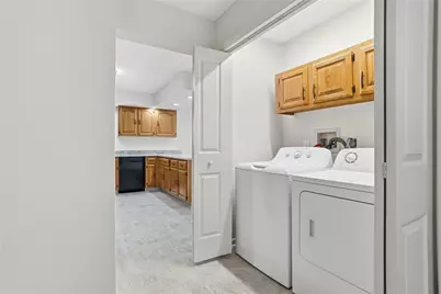 202 Holyoke Rd, Center Township, PA 16001 - Photo 20