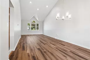 202 Holyoke Rd, Center Township, PA 16001 - Photo 12