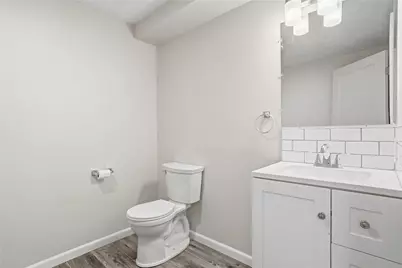 202 Holyoke Rd, Center Township, PA 16001 - Photo 32