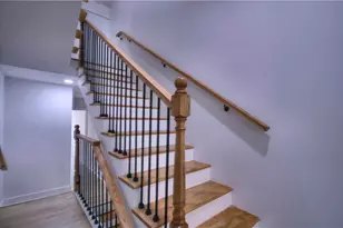 1327 Reddour St, Pittsburgh, PA 15212 - Photo 22