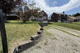 3645 W Run Rd, Munhall, PA 15120 - Photo 30