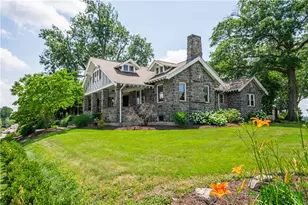 3200 Brownsville Rd, Pittsburgh, PA 15227 - Photo 2