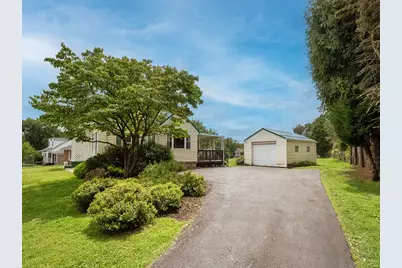 182 Oak Manor Drive, Harrison Township, PA 15065 - Photo 2