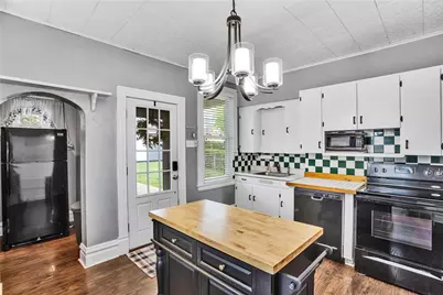 621 Cedar St, Irwin, PA 15642 - Photo 10