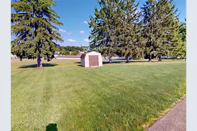 108 Elizabeth Dr, Twp of But NW, PA 16001 - Photo 24