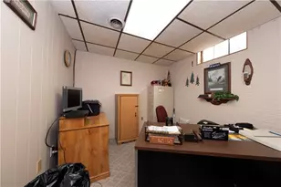 533 Sidney St, Southwest Greensburg Boro, PA 15601 - Photo 16