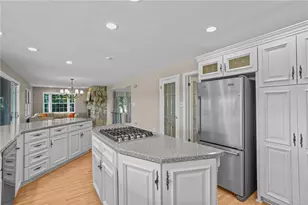 269 Garvin Hurst Dr, Bridgewater, PA 15009 - Photo 6