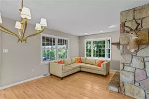 269 Garvin Hurst Dr, Bridgewater, PA 15009 - Photo 8