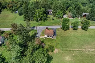 2440 Henry Rd, Bell Acres, PA 15143 - Photo 2