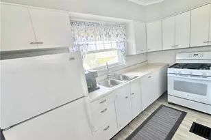 510 Market St, Scottdale, PA 15683 - Photo 22