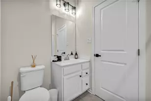 213 Cranesbill Dr, Adams Township, PA 16046 - Photo 26