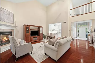 577 E Vanderbilt Drive, Adams Township, PA 16046 - Photo 10