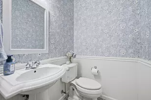 577 E Vanderbilt Dr, Adams Township, PA 16046 - Photo 20