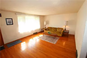 541 Thomas Richard Ln, Hempfield Township, PA 15601 - Photo 16
