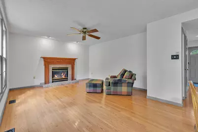 216 Edgewood Drive, Brighton Township, PA 15009 - Photo 10