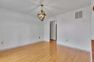 216 Edgewood Dr, Brighton Township, PA 15009 - Photo 12