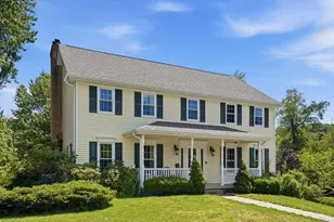 104 Brookshire Dr, Adams Township, PA 16046 - Photo 2