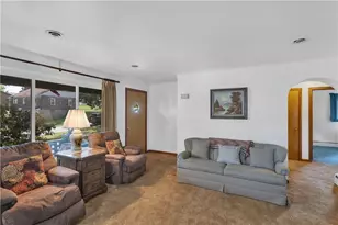 108 Fairview St, Delmont, PA 15626 - Photo 4