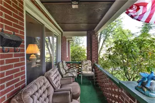 108 Fairview St, Delmont, PA 15626 - Photo 2