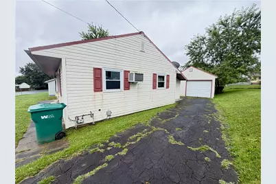 217 Sherwood Drive, Greater Johnstown School District, PA 15905 - Photo 2