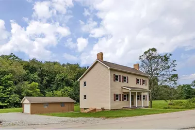 690 Lakeview Drive, South Strabane, PA 15301 - Photo 2